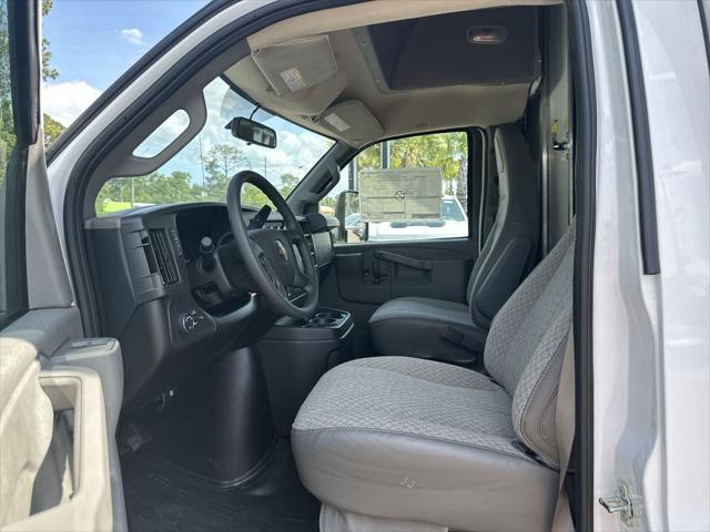 2025 Chevrolet Express Cutaway Work Van