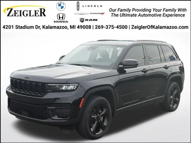 2023 Jeep Grand Cherokee Altitude 4x4 for sale in Kalamazoo, MI