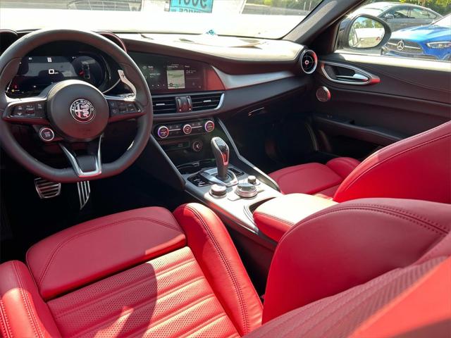 2025 Alfa Romeo Giulia GIULIA AWD 2025 Alfa Romeo Giulia GIULIA AWD