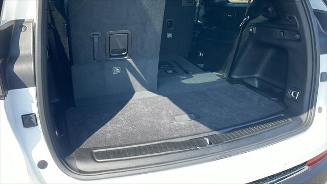 2025 Jeep Grand Cherokee GRAND CHEROKEE L LIMITED 4X2