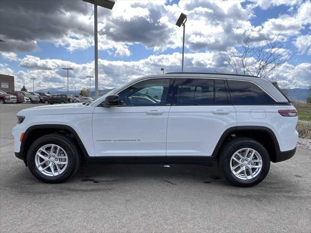 2025 Jeep Grand Cherokee GRAND CHEROKEE LAREDO X 4X4 2025 Jeep Grand Cherokee GRAND CHEROKEE LAREDO X 4X4