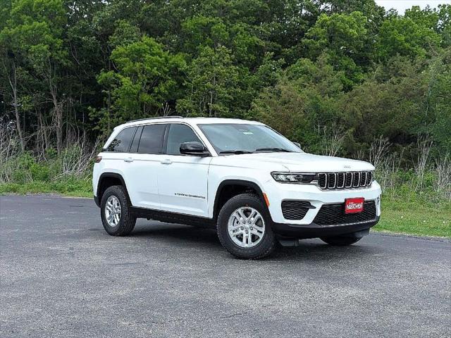 2025 Jeep Grand Cherokee GRAND CHEROKEE LAREDO 4X2