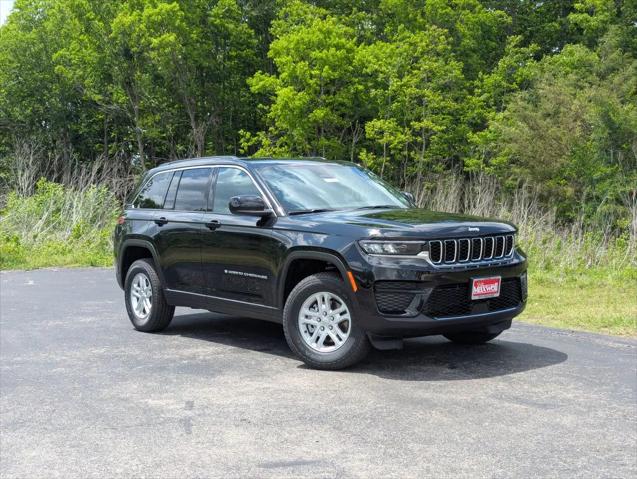 2025 Jeep Grand Cherokee GRAND CHEROKEE LAREDO 4X2
