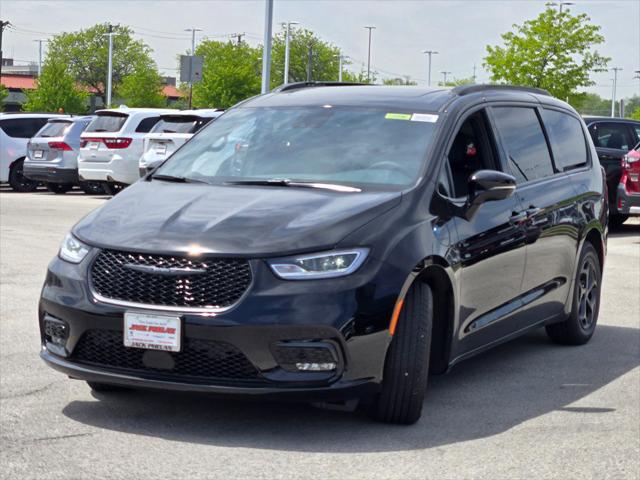 2025 Chrysler Pacifica Hybrid PACIFICA PLUG-IN HYBRID S APPEARANCE