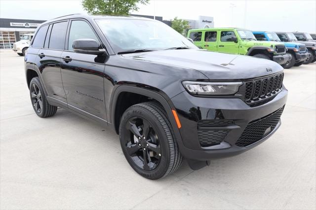 2025 Jeep Grand Cherokee GRAND CHEROKEE ALTITUDE X 4X4