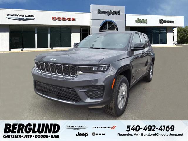 2025 Jeep Grand Cherokee GRAND CHEROKEE LAREDO X 4X4