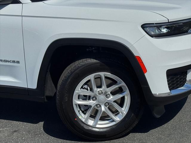 2025 Jeep Grand Cherokee GRAND CHEROKEE L LAREDO X 4X4