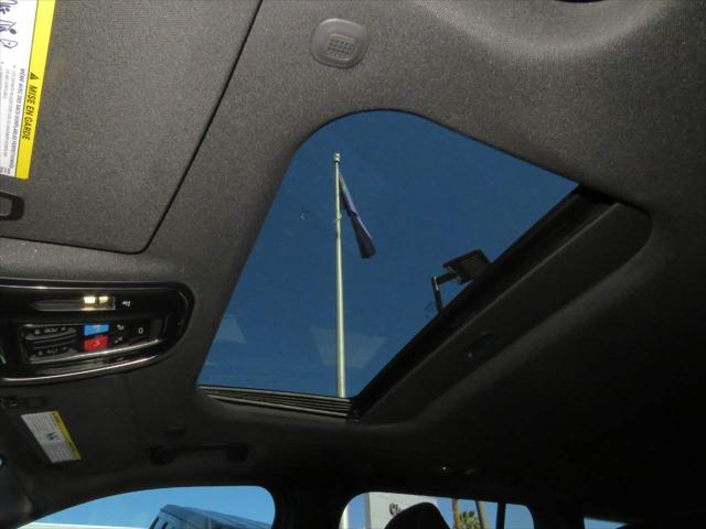 2025 Jeep Grand Cherokee GRAND CHEROKEE LAREDO X 4X4 2025 Jeep Grand Cherokee GRAND CHEROKEE LAREDO X 4X4