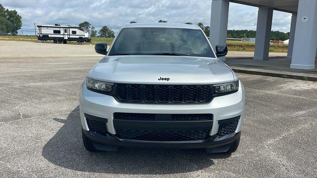 2025 Jeep Grand Cherokee GRAND CHEROKEE L ALTITUDE 4X2