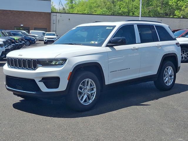 2025 Jeep Grand Cherokee GRAND CHEROKEE LAREDO X 4X4