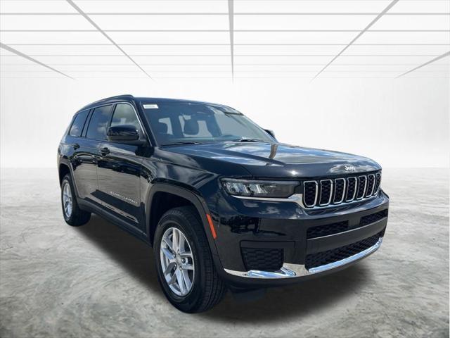 2025 Jeep Grand Cherokee GRAND CHEROKEE L LAREDO X 4X4