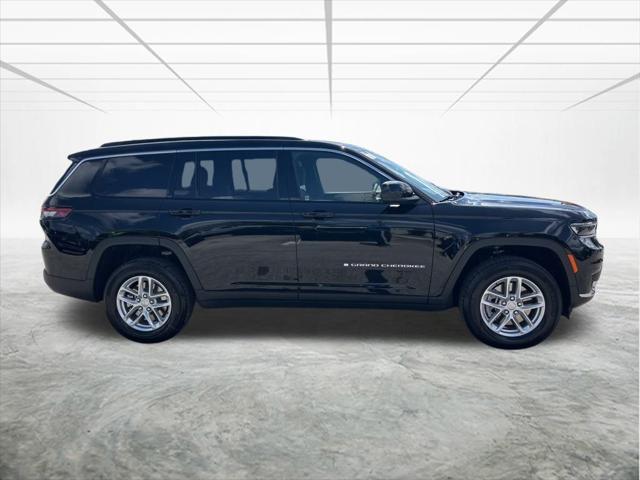 2025 Jeep Grand Cherokee GRAND CHEROKEE L LAREDO X 4X4