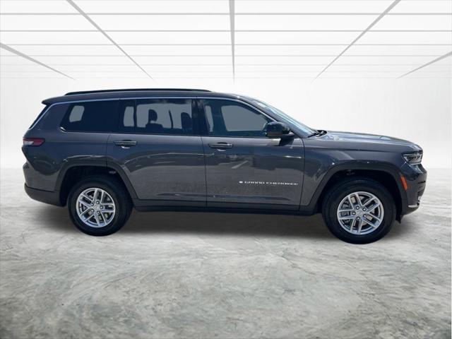 2025 Jeep Grand Cherokee GRAND CHEROKEE L LAREDO X 4X4