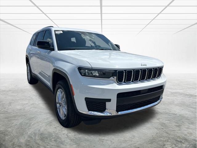 2025 Jeep Grand Cherokee GRAND CHEROKEE L LAREDO X 4X4