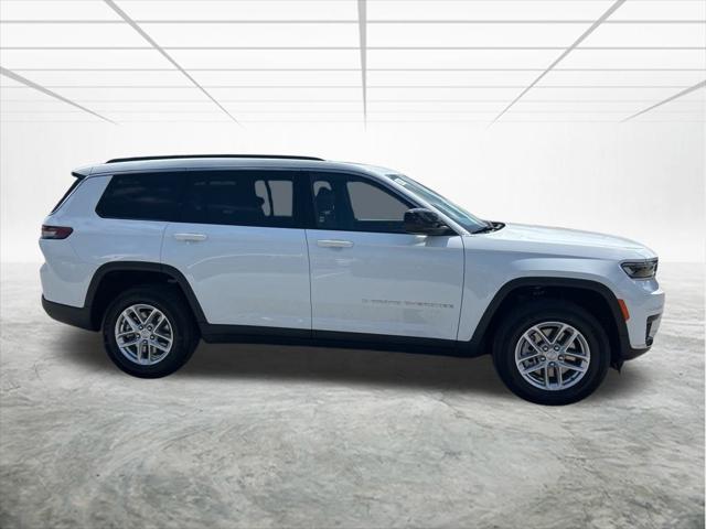 2025 Jeep Grand Cherokee GRAND CHEROKEE L LAREDO X 4X4
