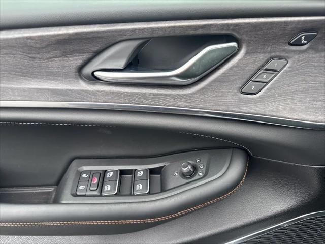 2025 Jeep Grand Cherokee Overland 4x4