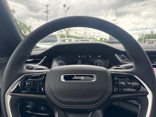 2025 Jeep Grand Cherokee Overland 4x4