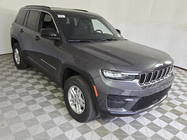 2025 Jeep Grand Cherokee GRAND CHEROKEE LAREDO 4X2