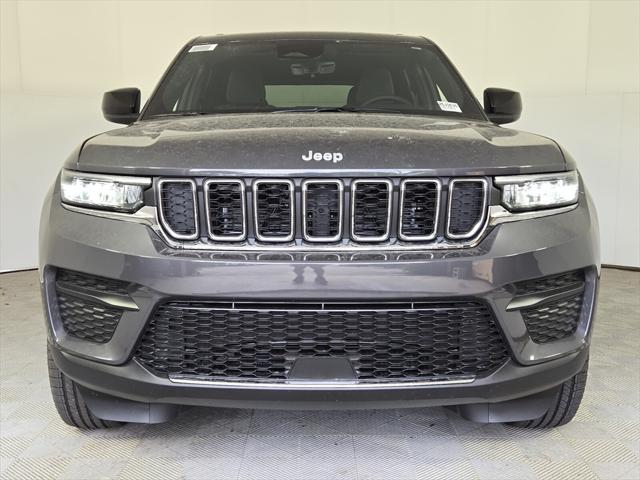 2025 Jeep Grand Cherokee GRAND CHEROKEE LAREDO 4X2