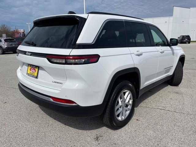 2025 Jeep Grand Cherokee GRAND CHEROKEE LAREDO X 4X4