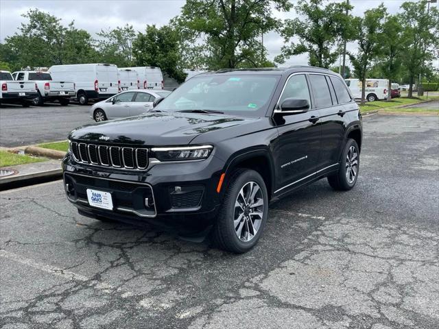 2025 Jeep Grand Cherokee GRAND CHEROKEE OVERLAND 4X4