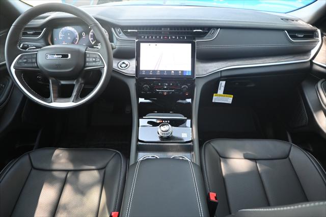 2025 Jeep Grand Cherokee GRAND CHEROKEE LIMITED 4X2