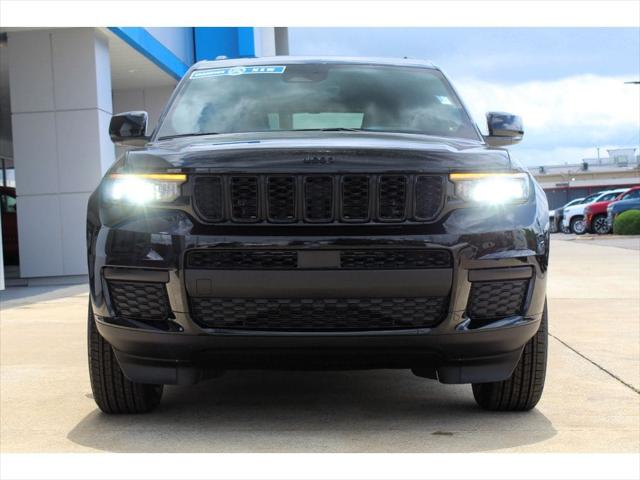 2025 Jeep Grand Cherokee GRAND CHEROKEE L ALTITUDE 4X2