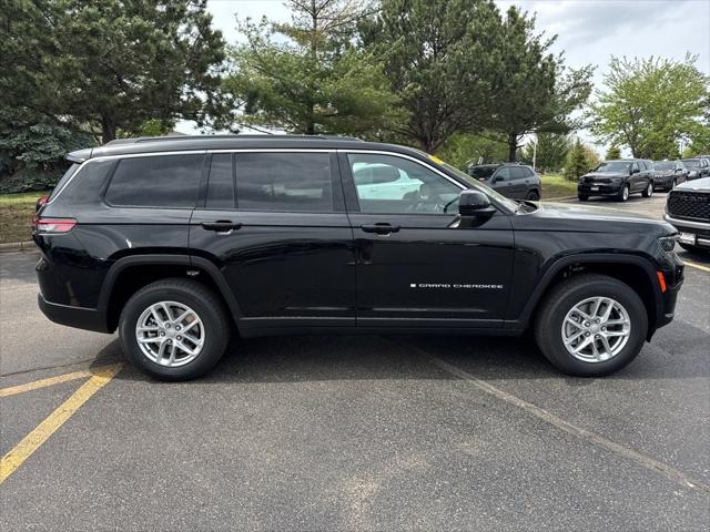 2025 Jeep Grand Cherokee GRAND CHEROKEE L LAREDO X 4X4