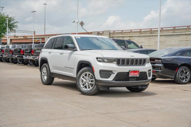 2025 Jeep Grand Cherokee GRAND CHEROKEE LAREDO X 4X2