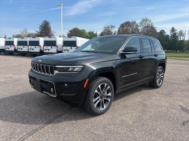 2025 Jeep Grand Cherokee GRAND CHEROKEE OVERLAND 4X4