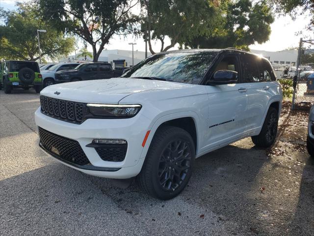 2025 Jeep Grand Cherokee GRAND CHEROKEE SUMMIT 4X4