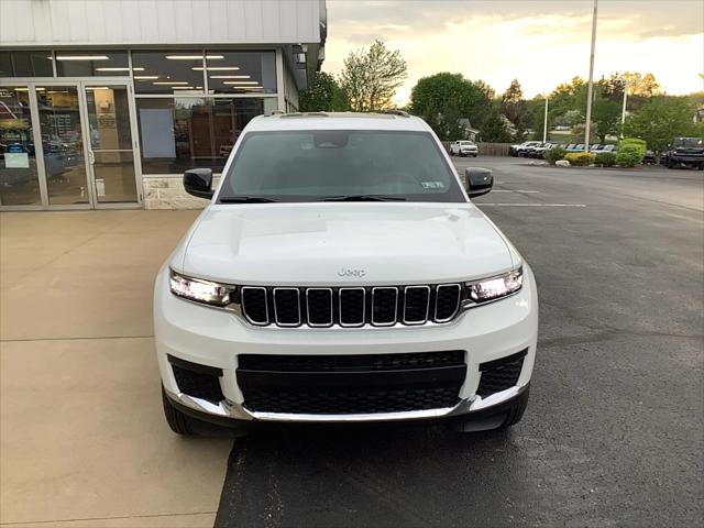 2025 Jeep Grand Cherokee GRAND CHEROKEE L LAREDO X 4X4