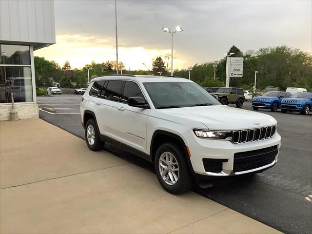 2025 Jeep Grand Cherokee GRAND CHEROKEE L LAREDO X 4X4