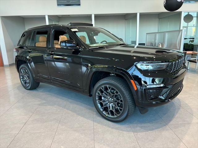 2025 Jeep Grand Cherokee GRAND CHEROKEE SUMMIT 4X4