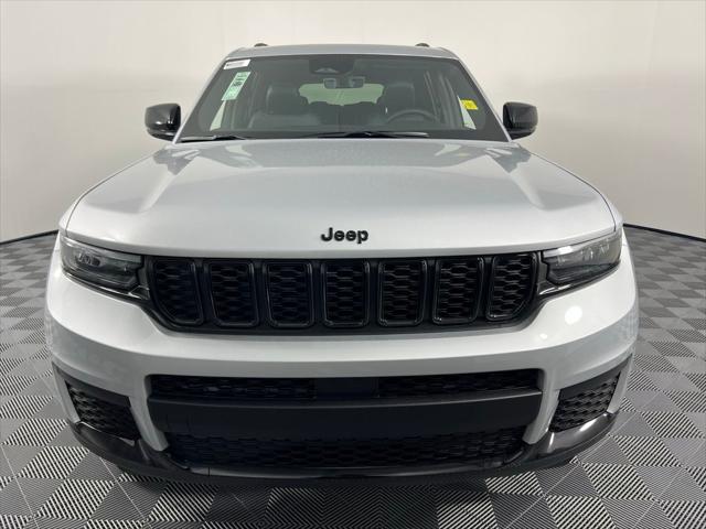 2025 Jeep Grand Cherokee GRAND CHEROKEE L ALTITUDE X 4X2