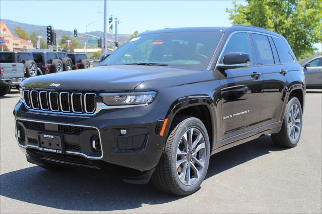 2025 Jeep Grand Cherokee GRAND CHEROKEE OVERLAND 4X4