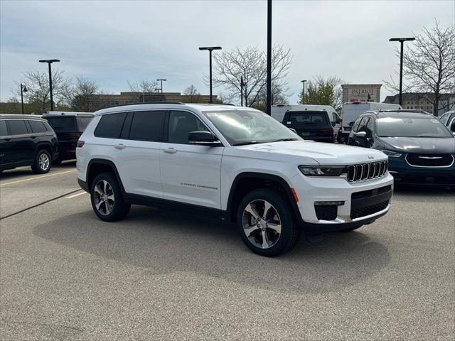 2025 Jeep Grand Cherokee GRAND CHEROKEE L LIMITED 4X4