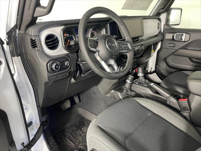 2025 Jeep Wrangler WRANGLER 4-DOOR SAHARA