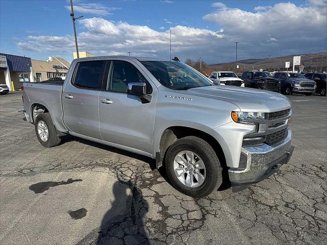 2021 Chevrolet Silverado 1500 4WD Crew Cab Short Bed LT