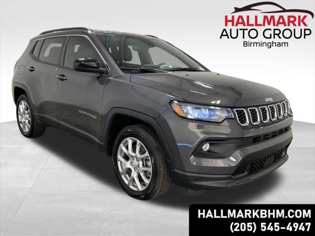 2024 Jeep Compass COMPASS LATITUDE LUX 4X4