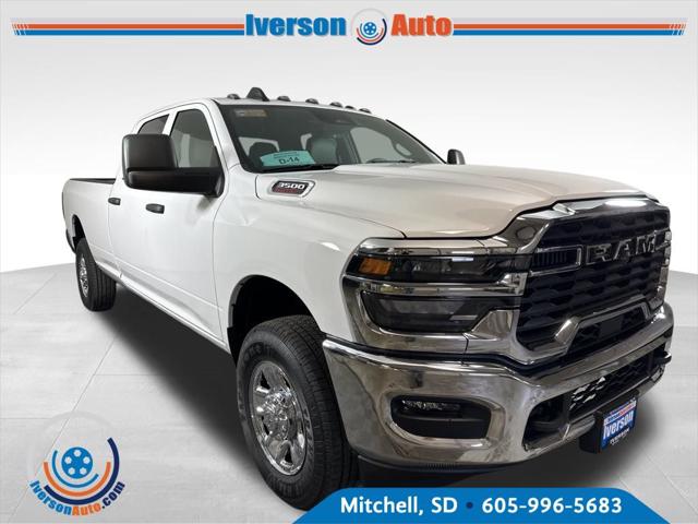 2025 RAM Ram 3500 RAM 3500 TRADESMAN CREW CAB 4X4 8 BOX