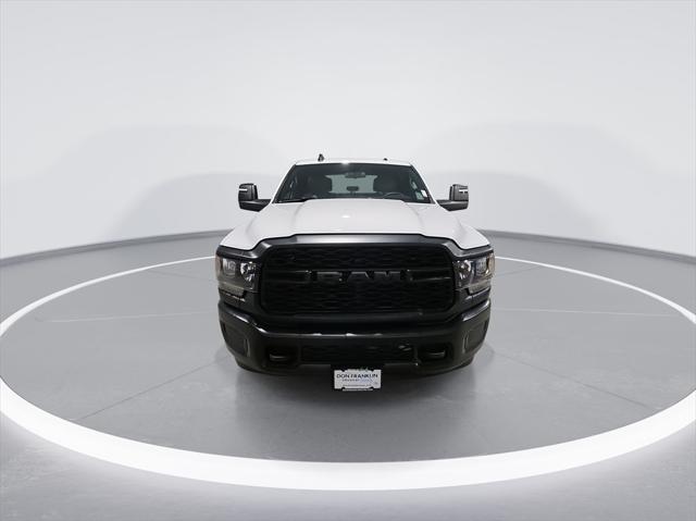2024 RAM Ram 3500 RAM 3500 TRADESMAN CREW CAB 4X4 8 BOX