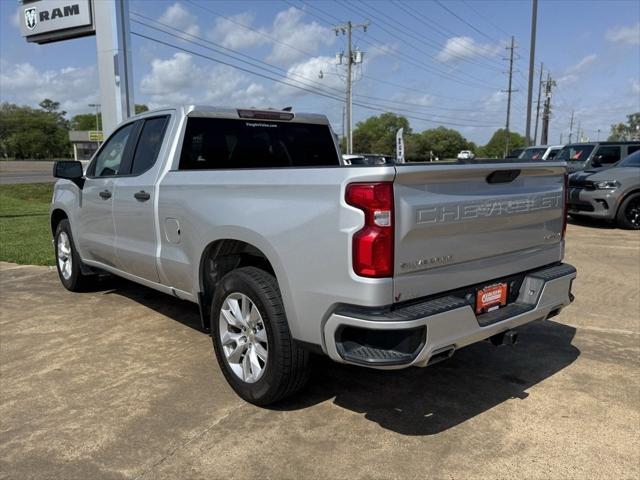 2020 Chevrolet Silverado 1500 2WD Double Cab Standard Bed Custom