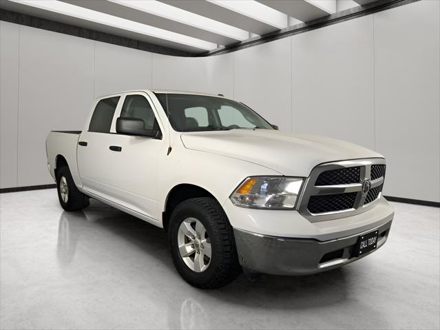 2022 RAM 1500 Classic Tradesman Crew Cab 4x4 57 Box