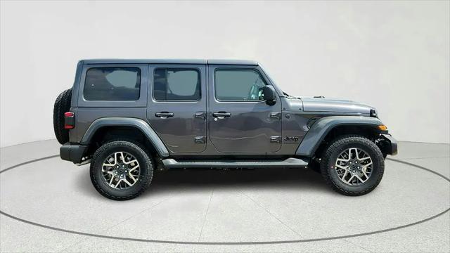 2025 Jeep Wrangler 4-Door Sahara 4x4