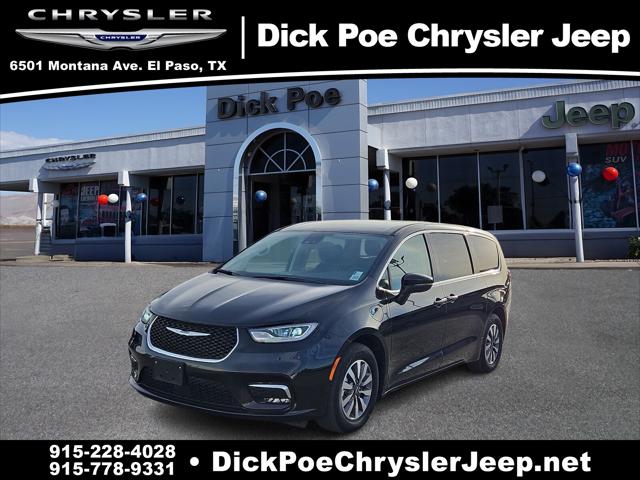 2023 Chrysler Pacifica Hybrid Touring L