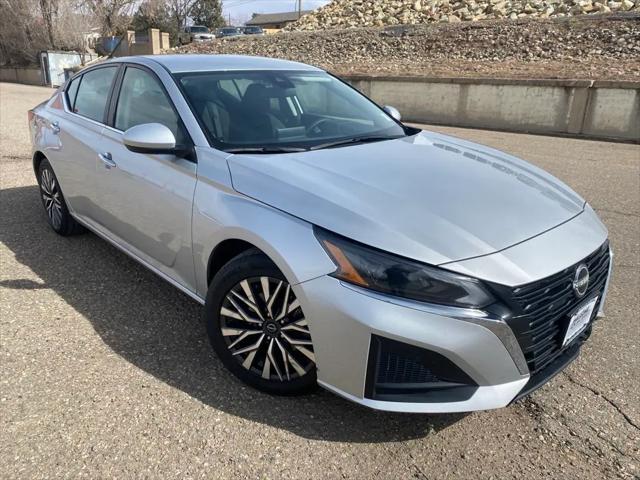2023 Nissan Altima SV FWD