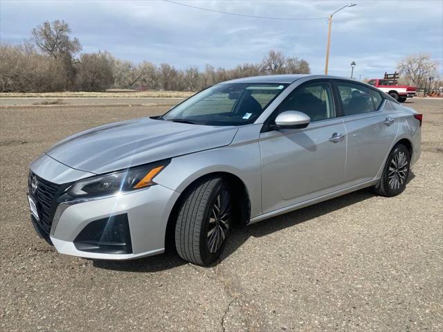 2023 Nissan Altima SV FWD