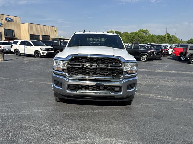 2024 RAM Ram 3500 Chassis Cab RAM 3500 TRADESMAN CREW CAB CHASSIS 4X4 60 CA
