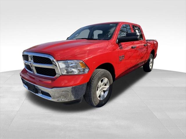 2023 RAM 1500 Classic SLT Crew Cab 4x4 57 Box